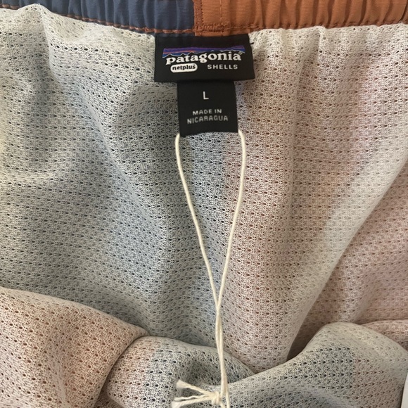 NWT Patagonia Men’s Baggies Shorts - 5 in. Size Large L - Picture 4 of 6